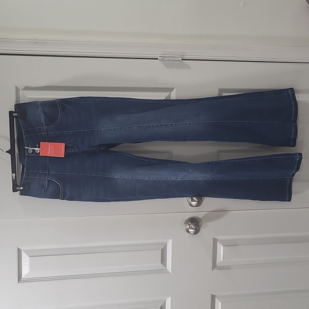 FLAMINGO FLARE OUT JEANS - Picture 1 of 2